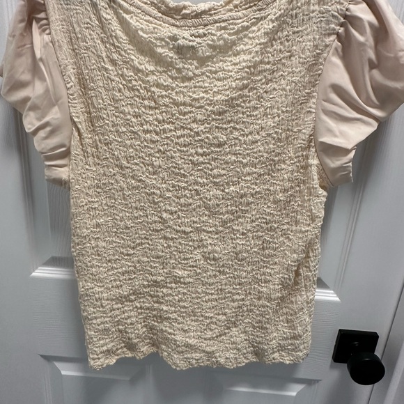 DKNY Cream Textured Women's Top - Picture 2 of 3